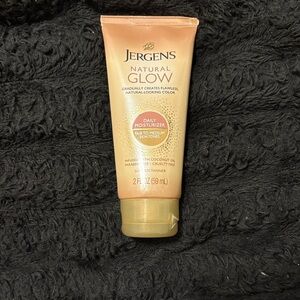 Jergens Natural Glow Daily Moisturizer - Tan